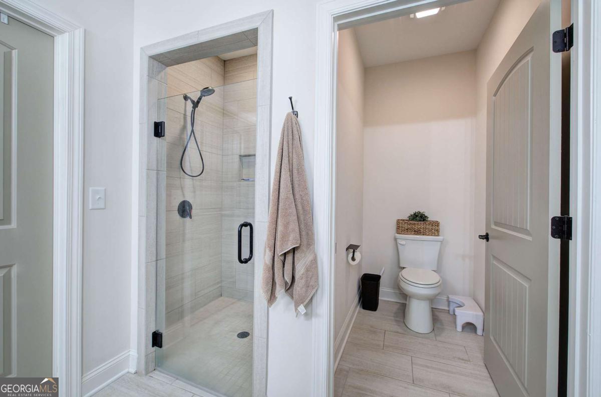 6 Encore Lane Property Photo 19