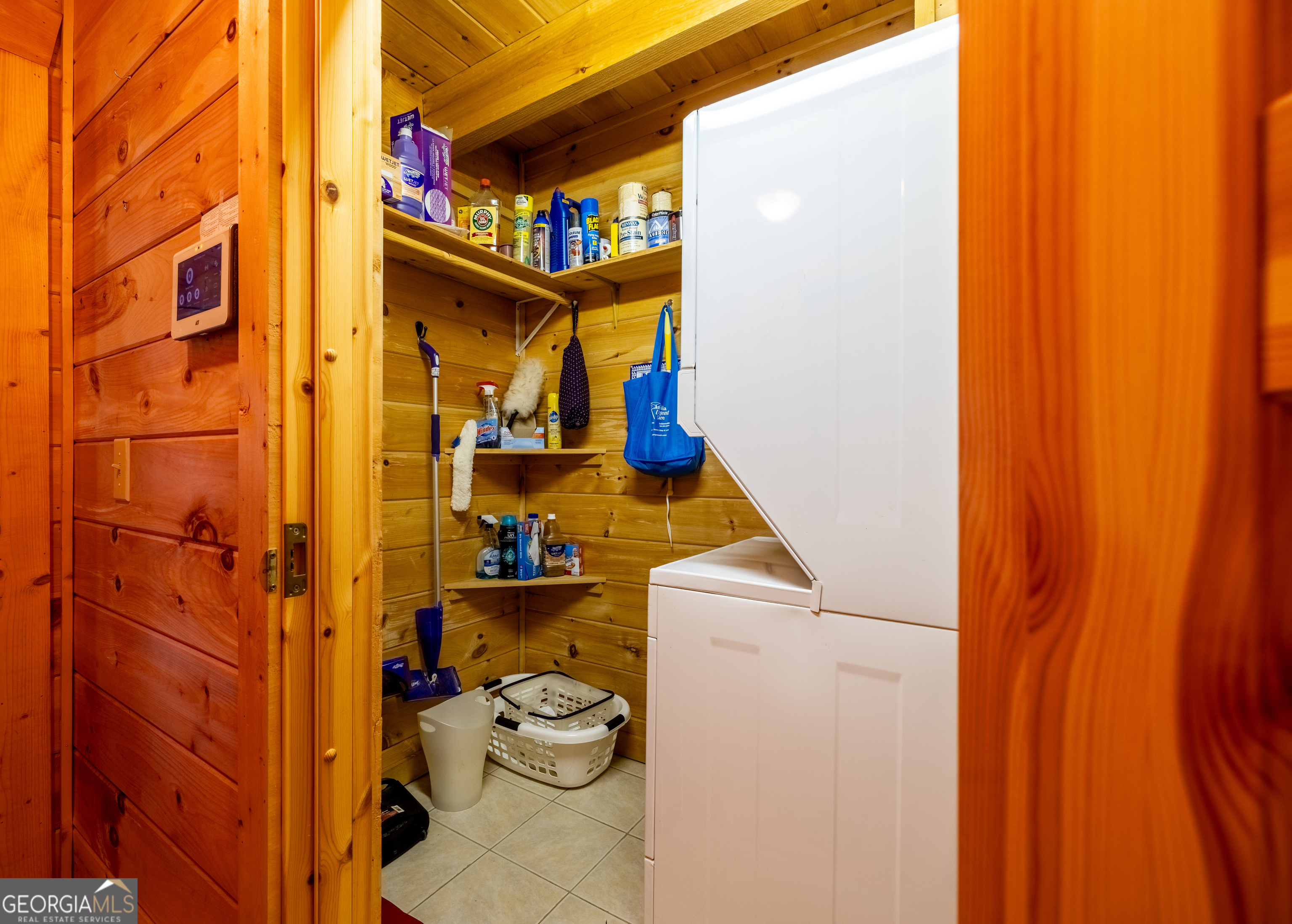 2077 Big Texas Valley Property Photo 14