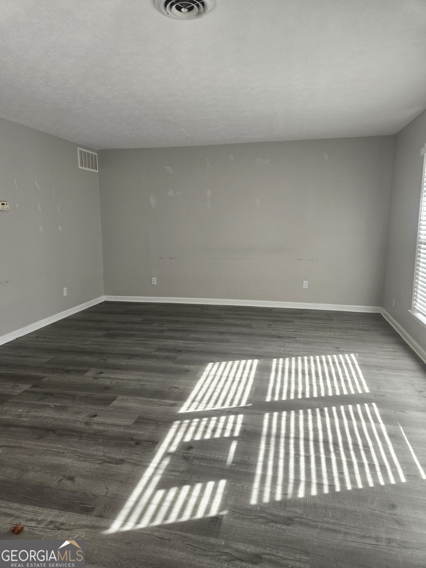 11 Pine Canyon Drive Sw Property Photo 3