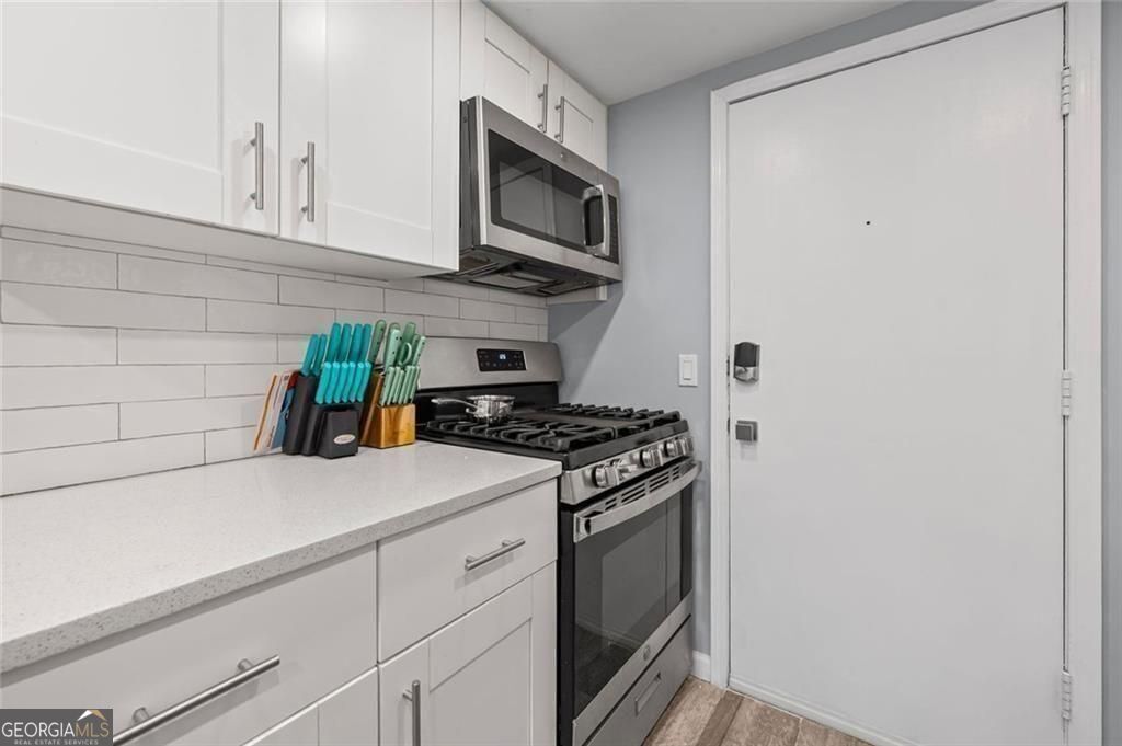 6851 Roswell Road # 4 Property Photo 5