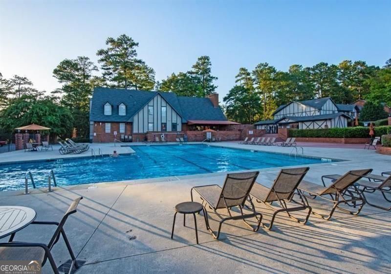 6851 Roswell Road # 4 Property Photo 21