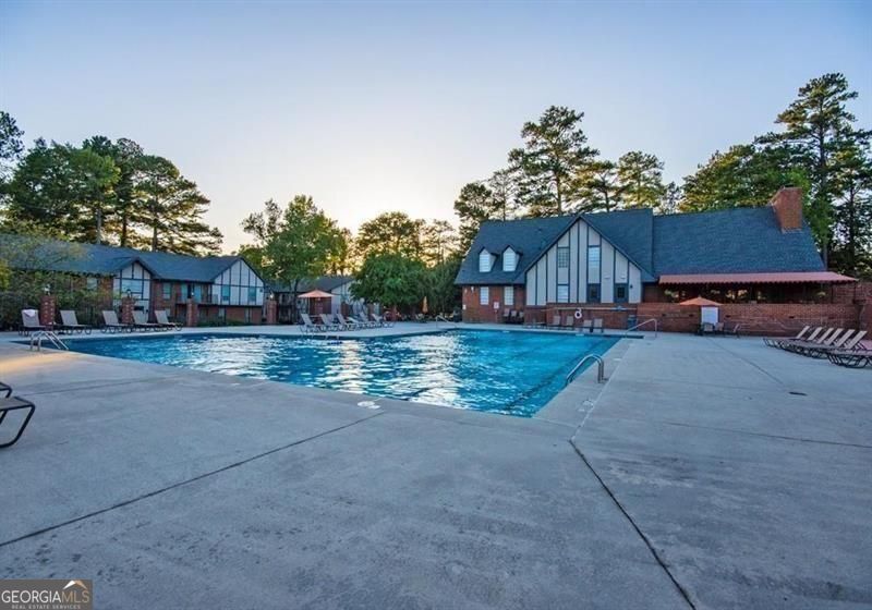 6851 Roswell Road # 4 Property Photo 22