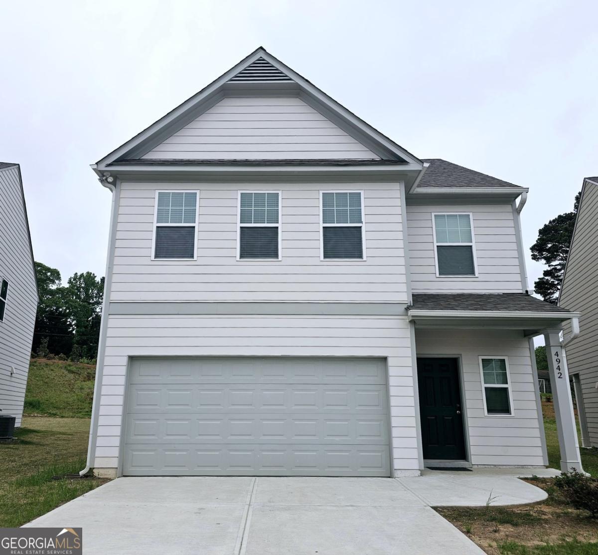 4942 Hillstone Drive Property Photo 1