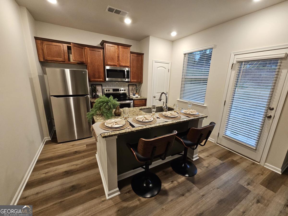4942 Hillstone Drive Property Photo 8