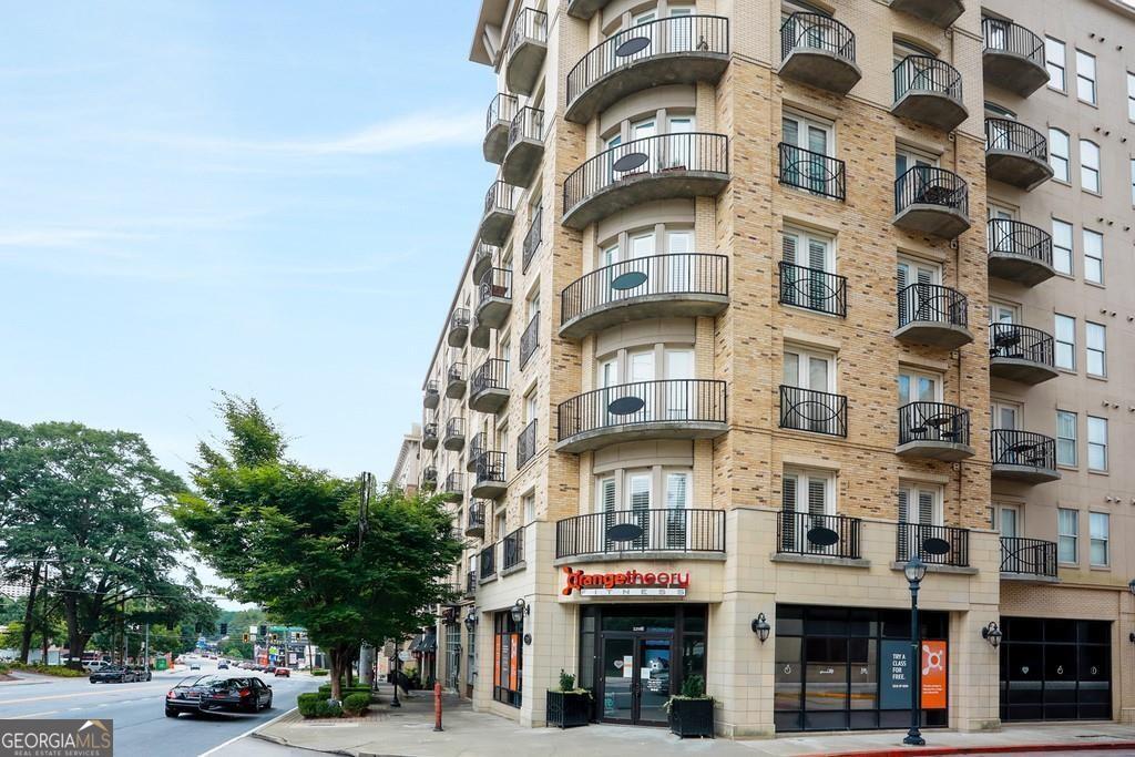 2277 Peachtree Road Ne # 408 Property Photo 1