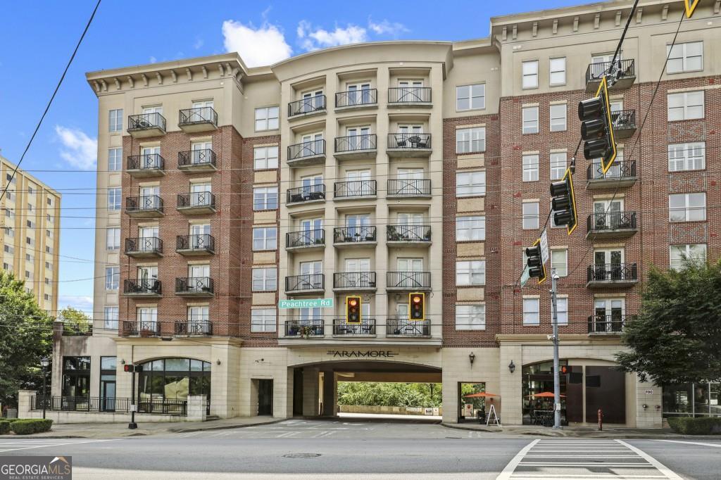 2277 Peachtree Road Ne # 408 Property Photo 2