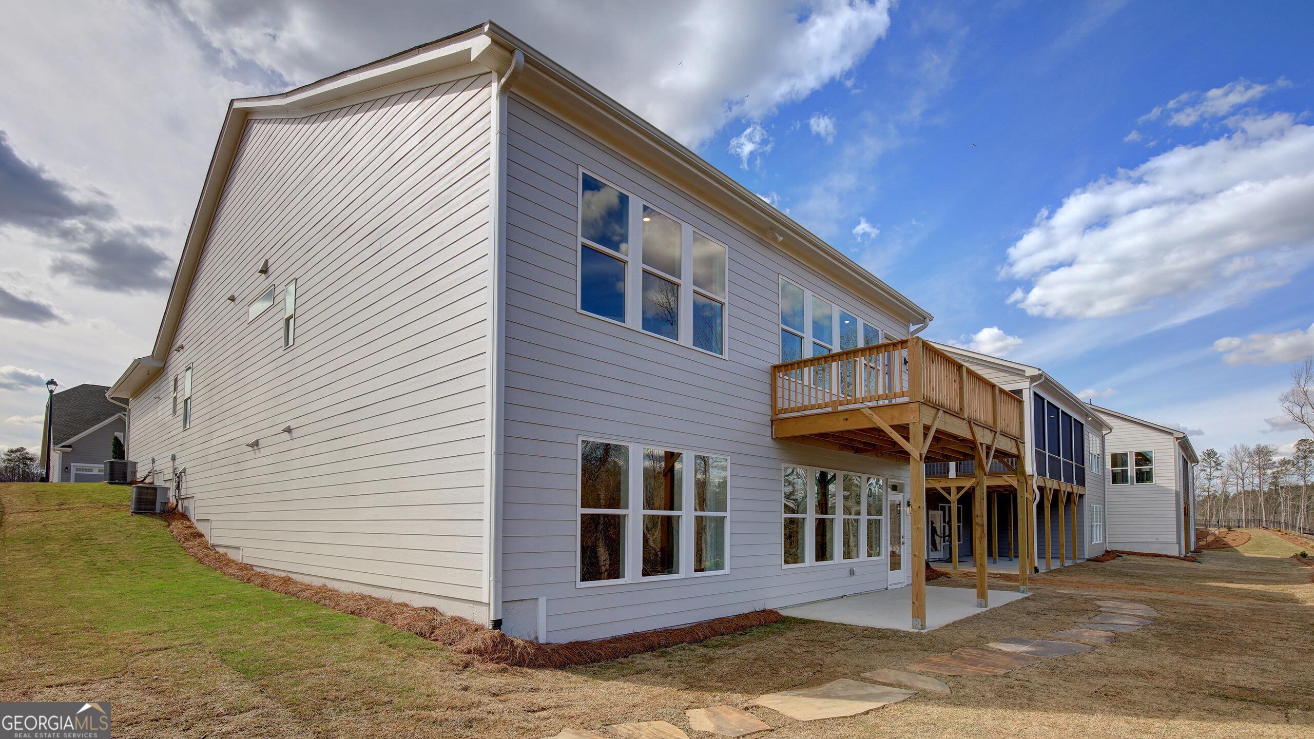 254 Savoy Court Property Photo 54