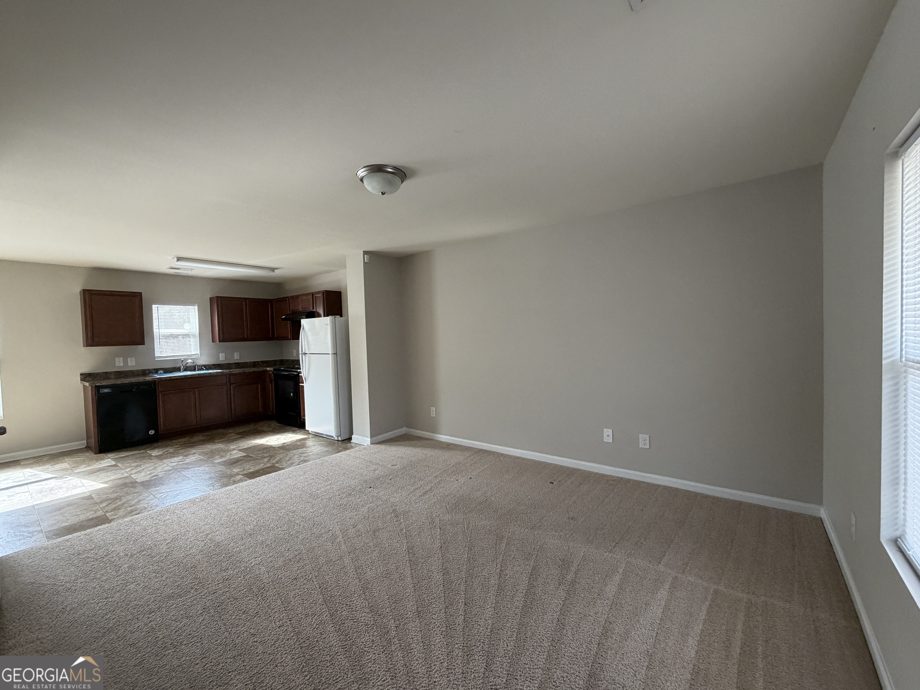 4010 Rambling Way Property Photo 2