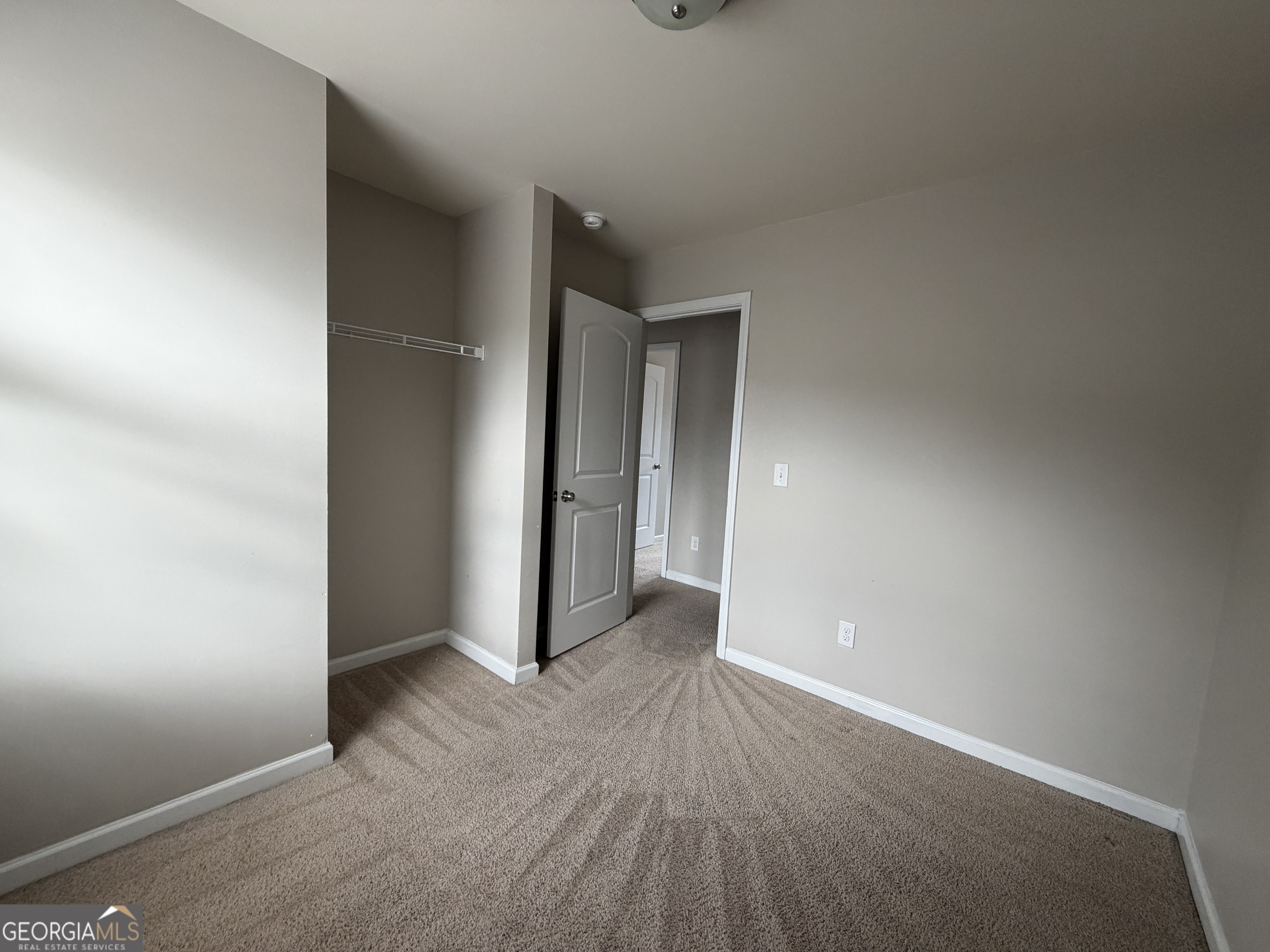 4010 Rambling Way Property Photo 12
