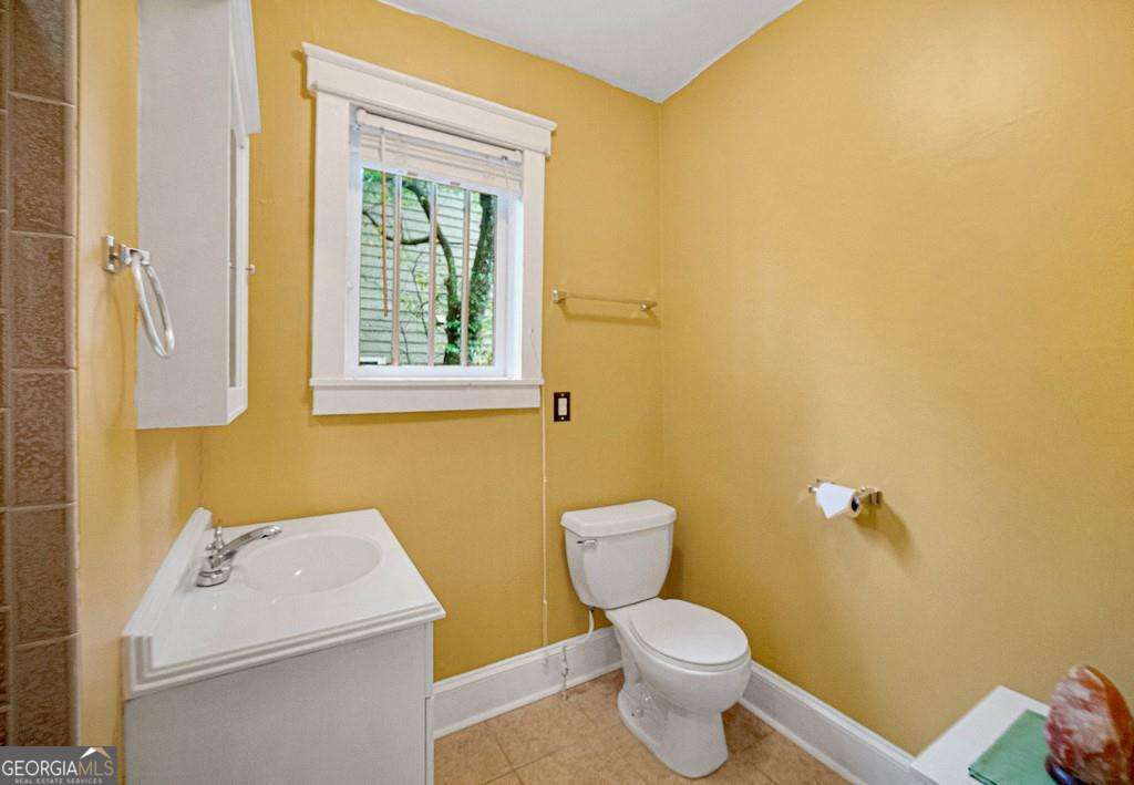 1677 Neely Avenue Property Photo 10