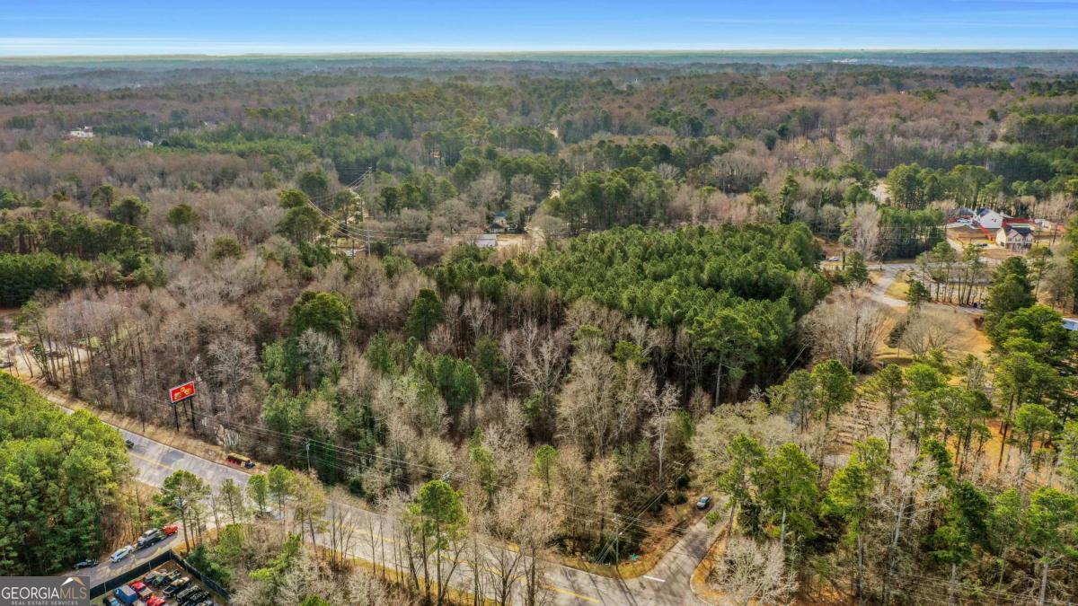 2105 Forest Parkway Property Photo 4
