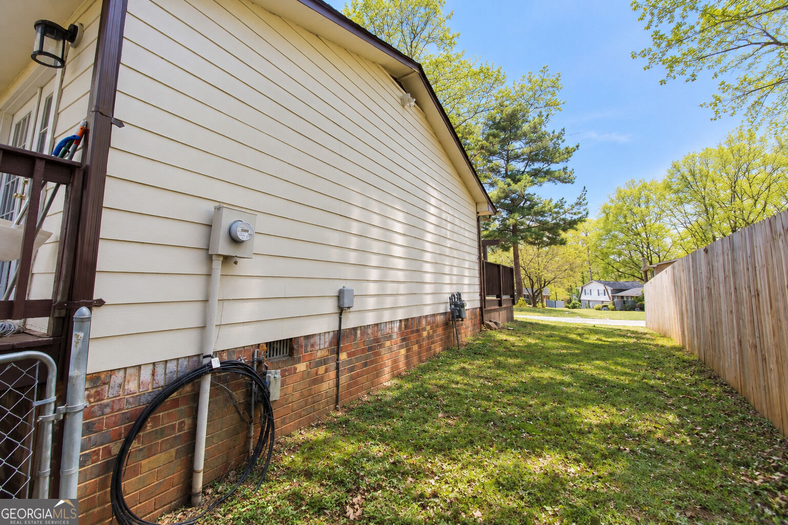 6566 Melandre Drive Property Photo 13