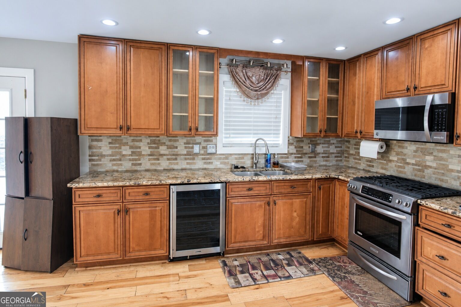 6566 Melandre Drive Property Photo 20