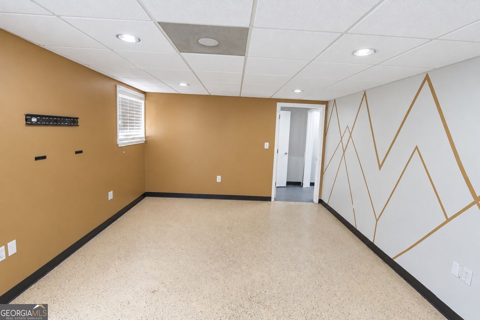 6566 Melandre Drive Property Photo 28