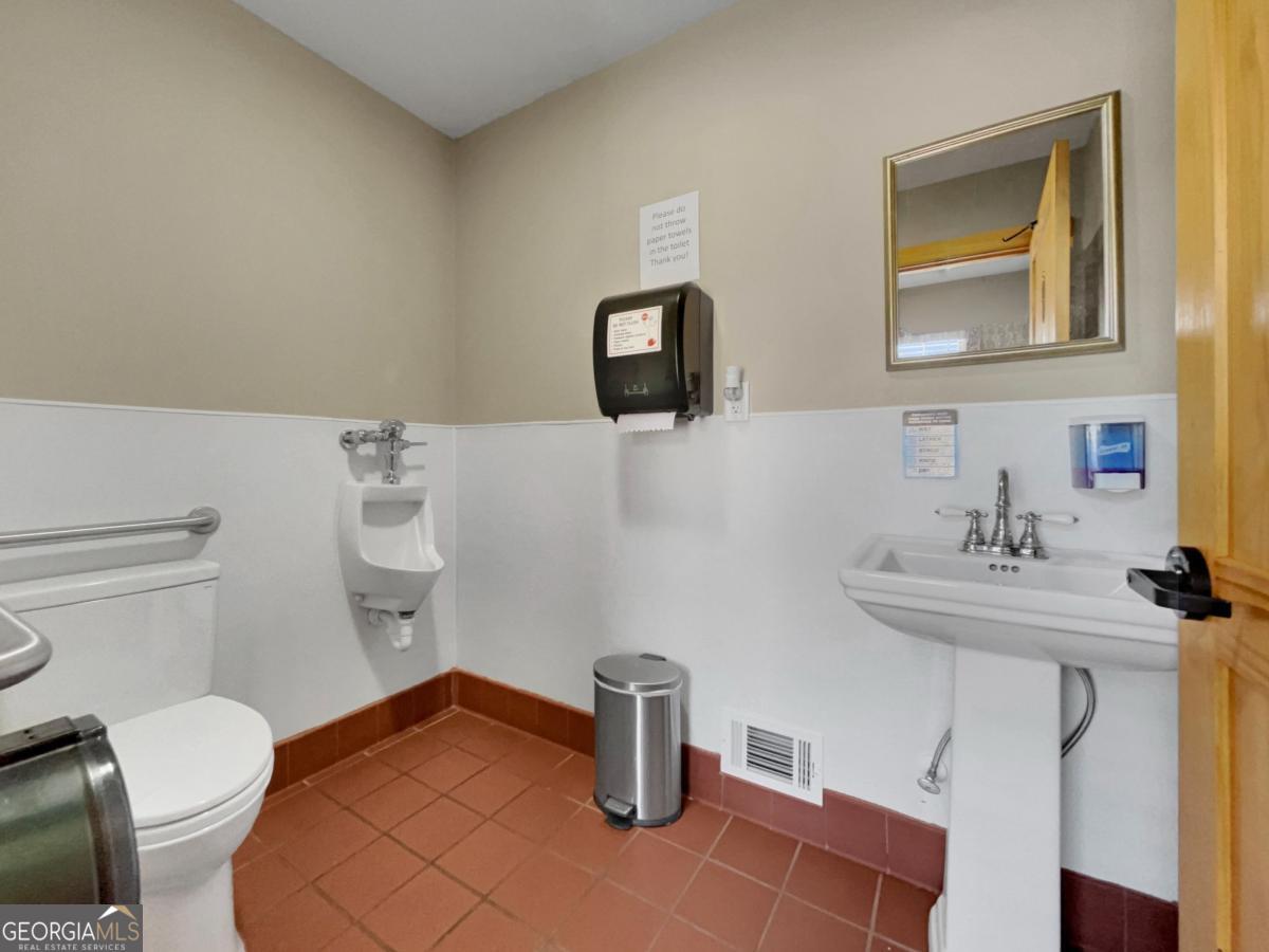 9 Callaway Drive Property Photo 23