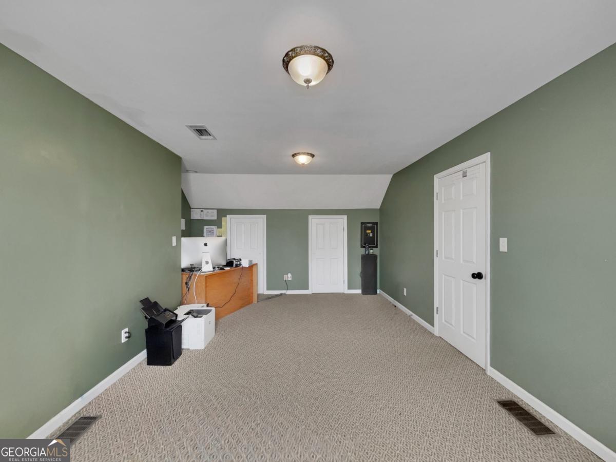 9 Callaway Drive Property Photo 30