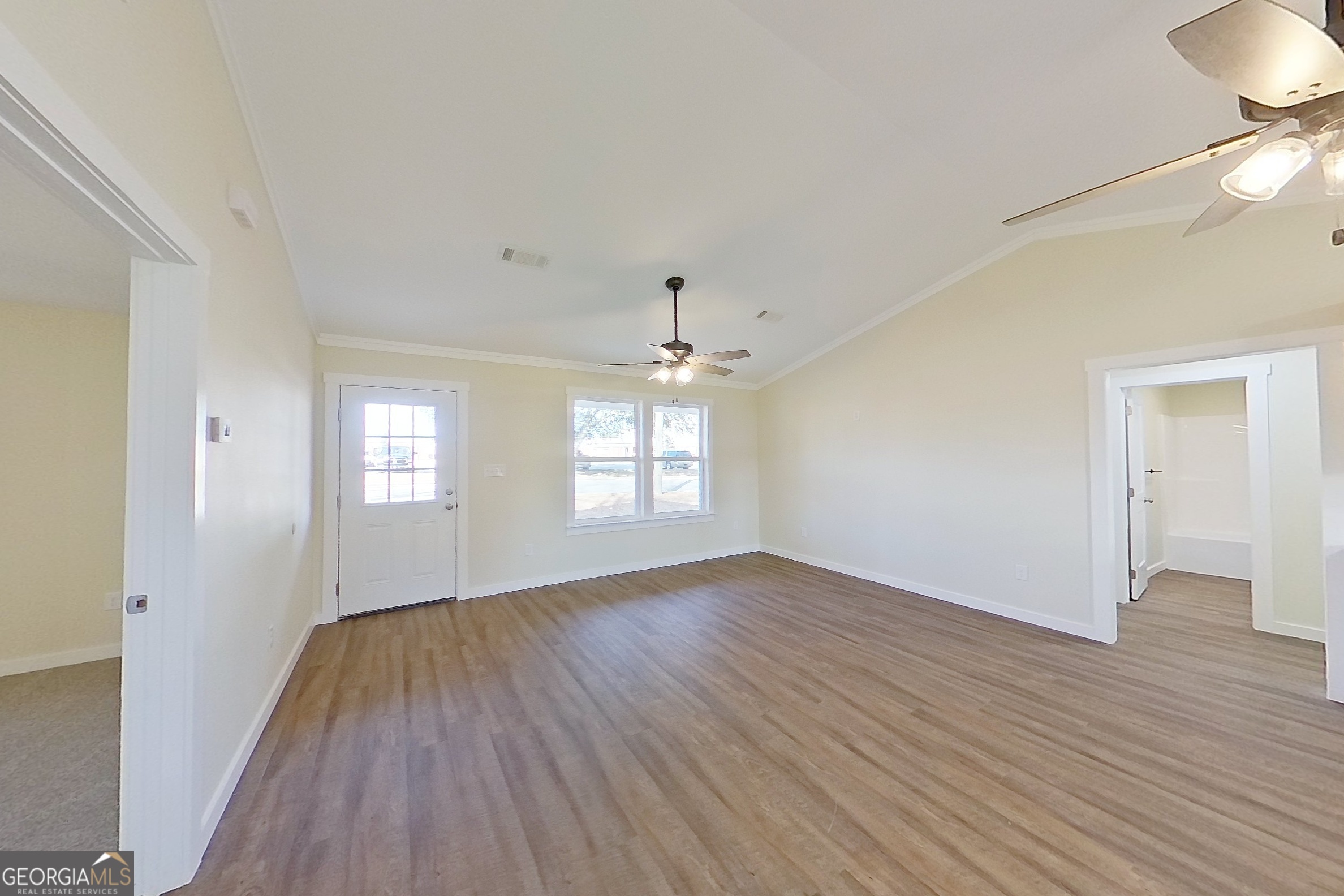 1021 11th Avenue Nw Property Photo 5