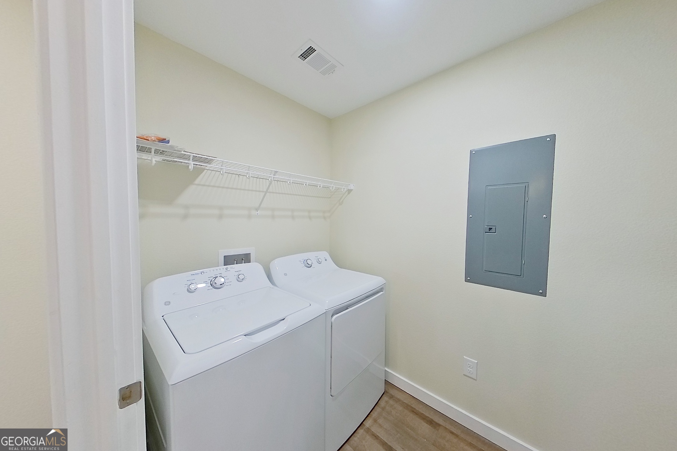 1021 11th Avenue Nw Property Photo 13
