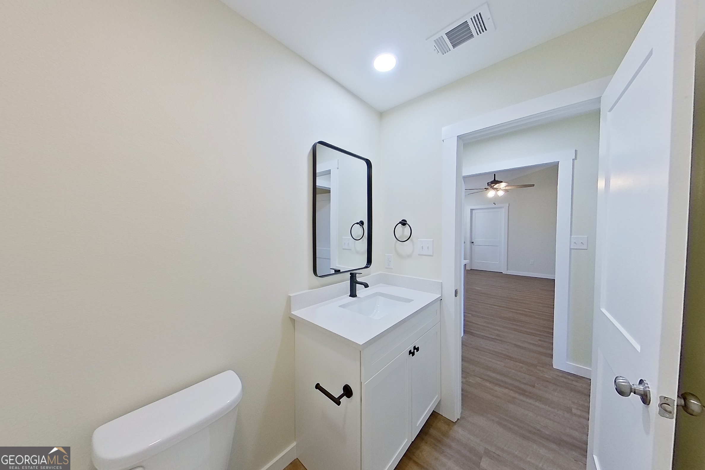 1021 11th Avenue Nw Property Photo 17
