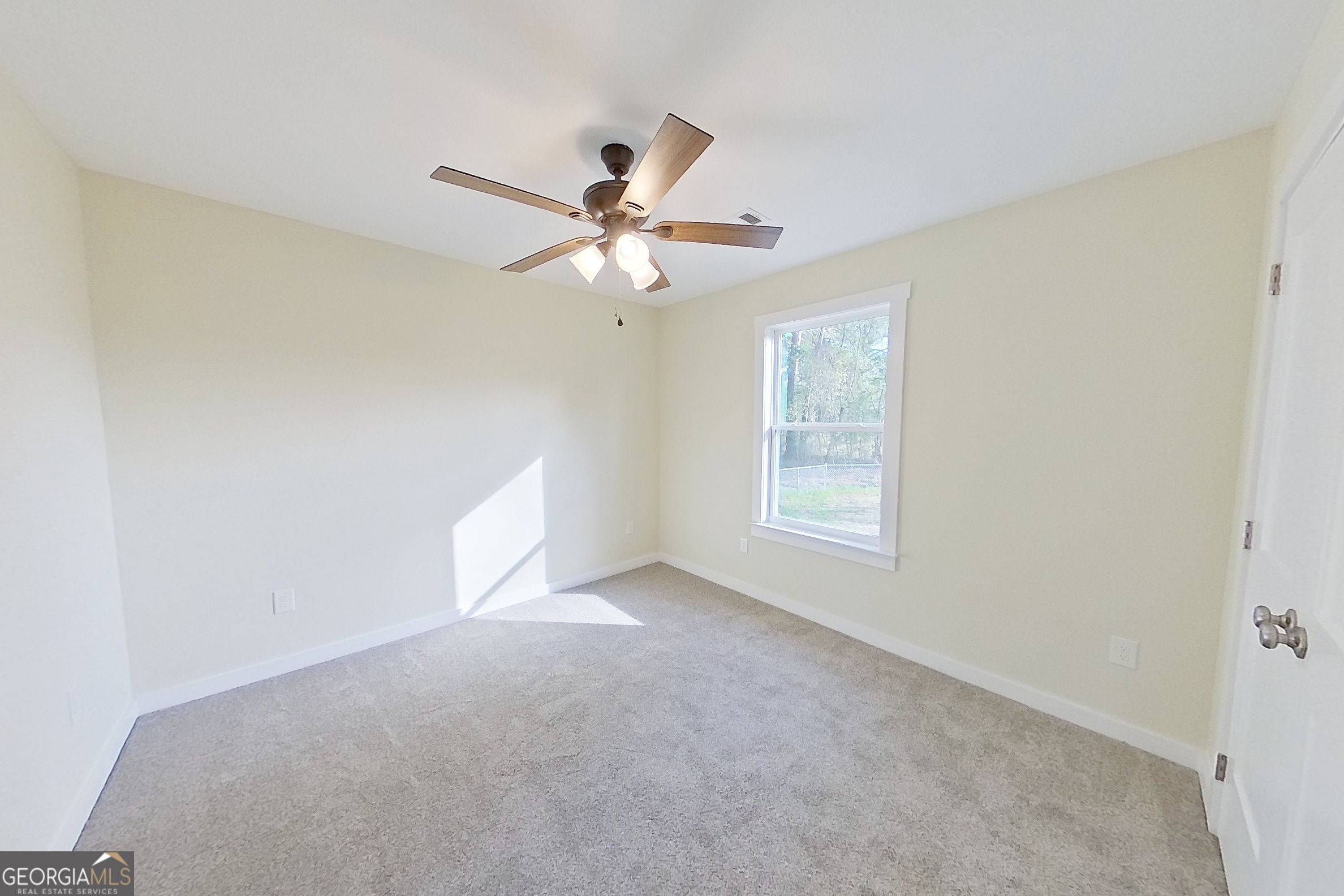1021 11th Avenue Nw Property Photo 18