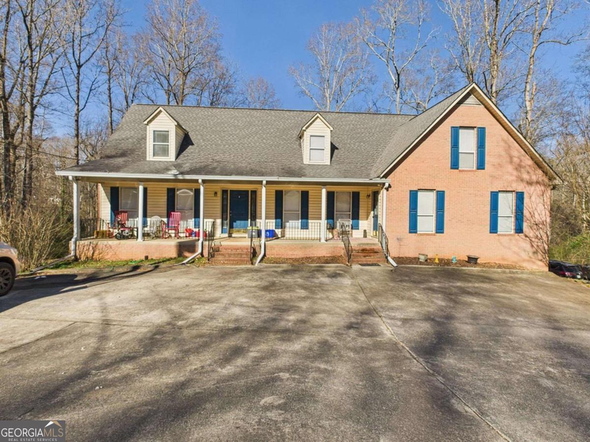 1020 Deni Court Property Photo 1