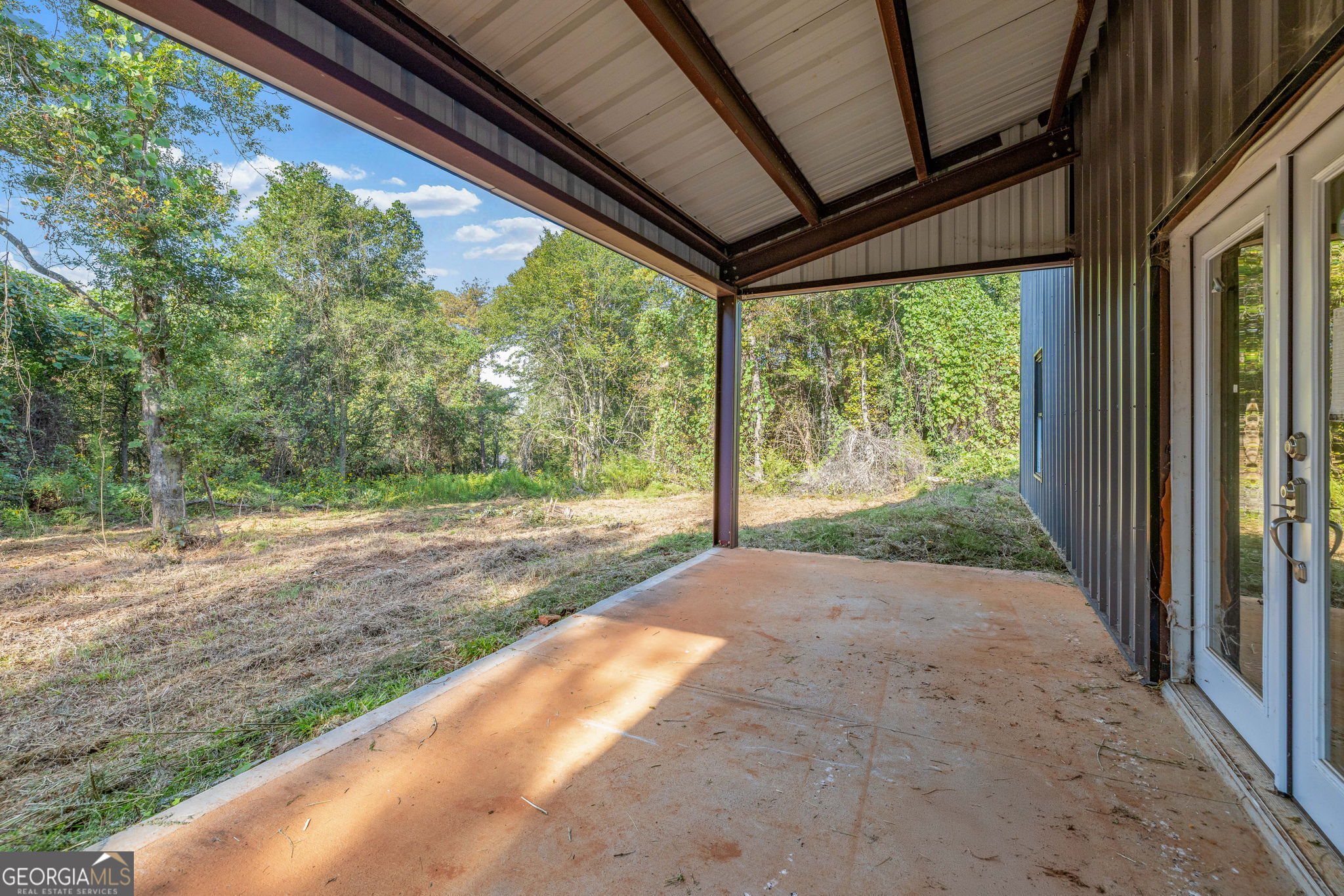 152 Lois Lane Property Photo 8