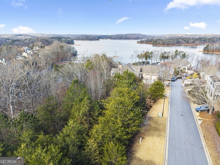 3555 Water Front Drive Property Photo 5