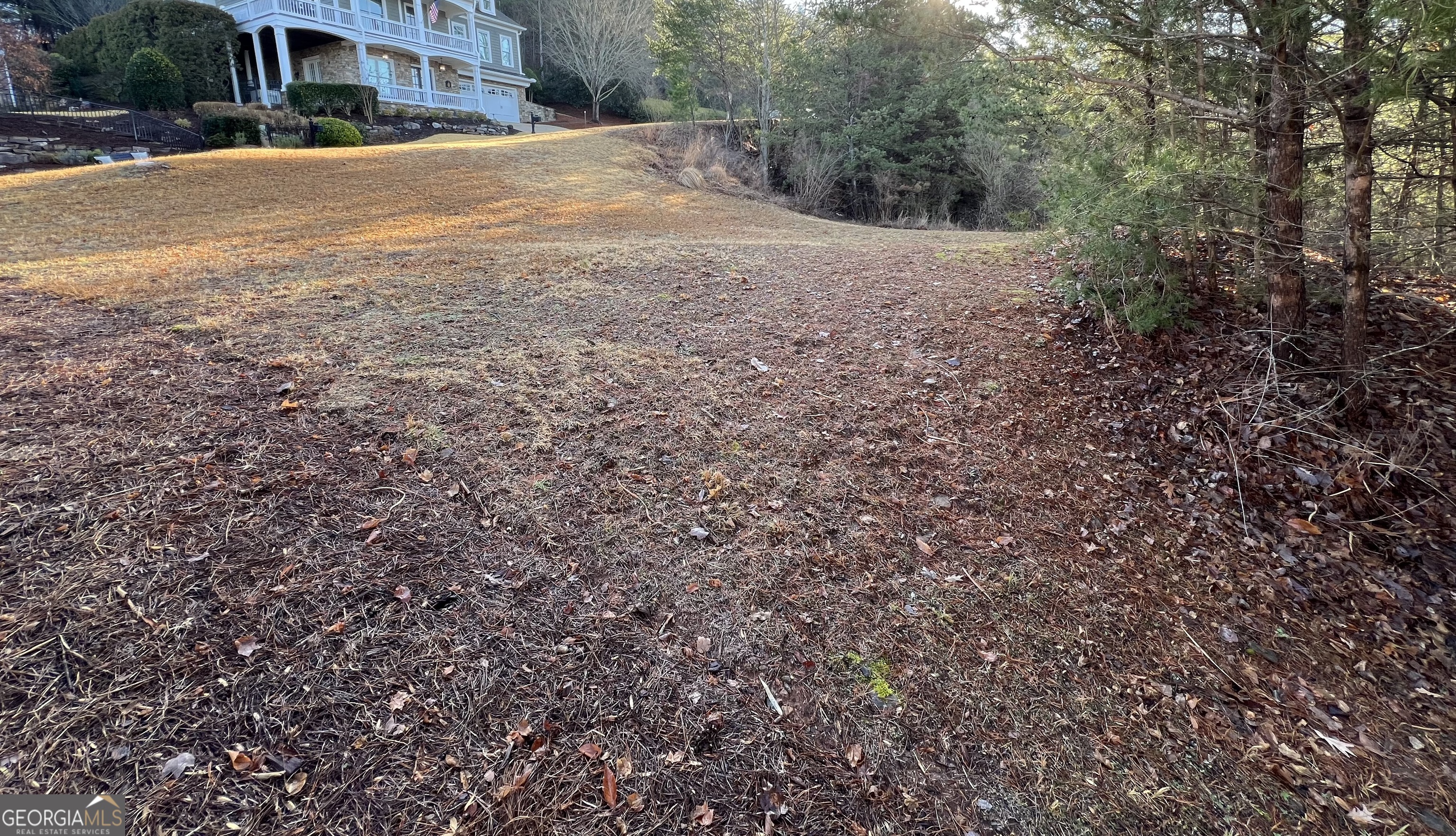 3555 Water Front Drive Property Photo 12