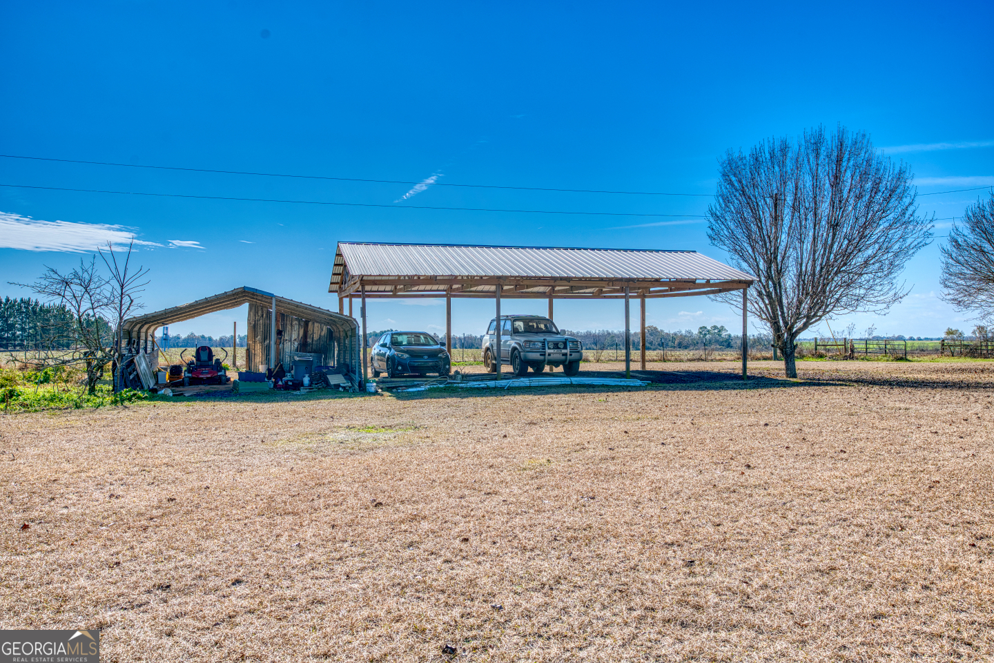441 Weaver Road Property Photo 3