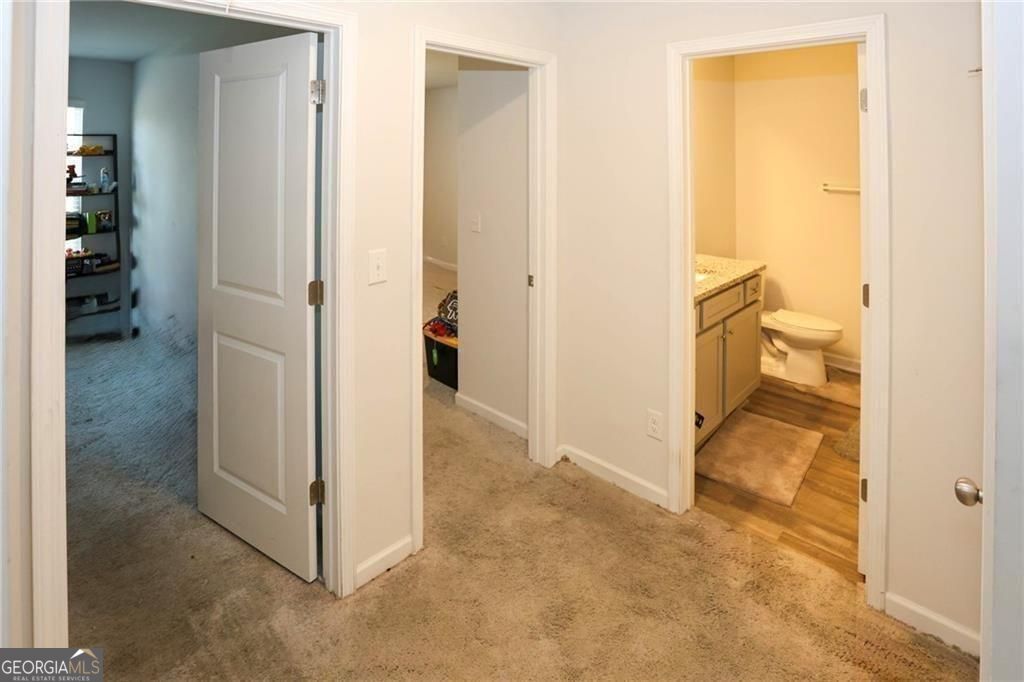 7488 Knoll Hollow Road Property Photo 13