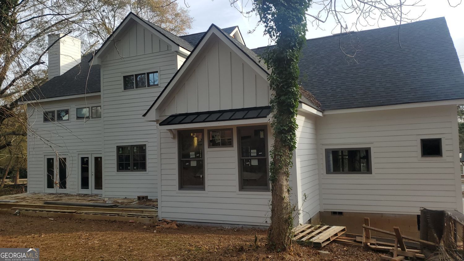 1824 Brannen Road Se Property Photo 3