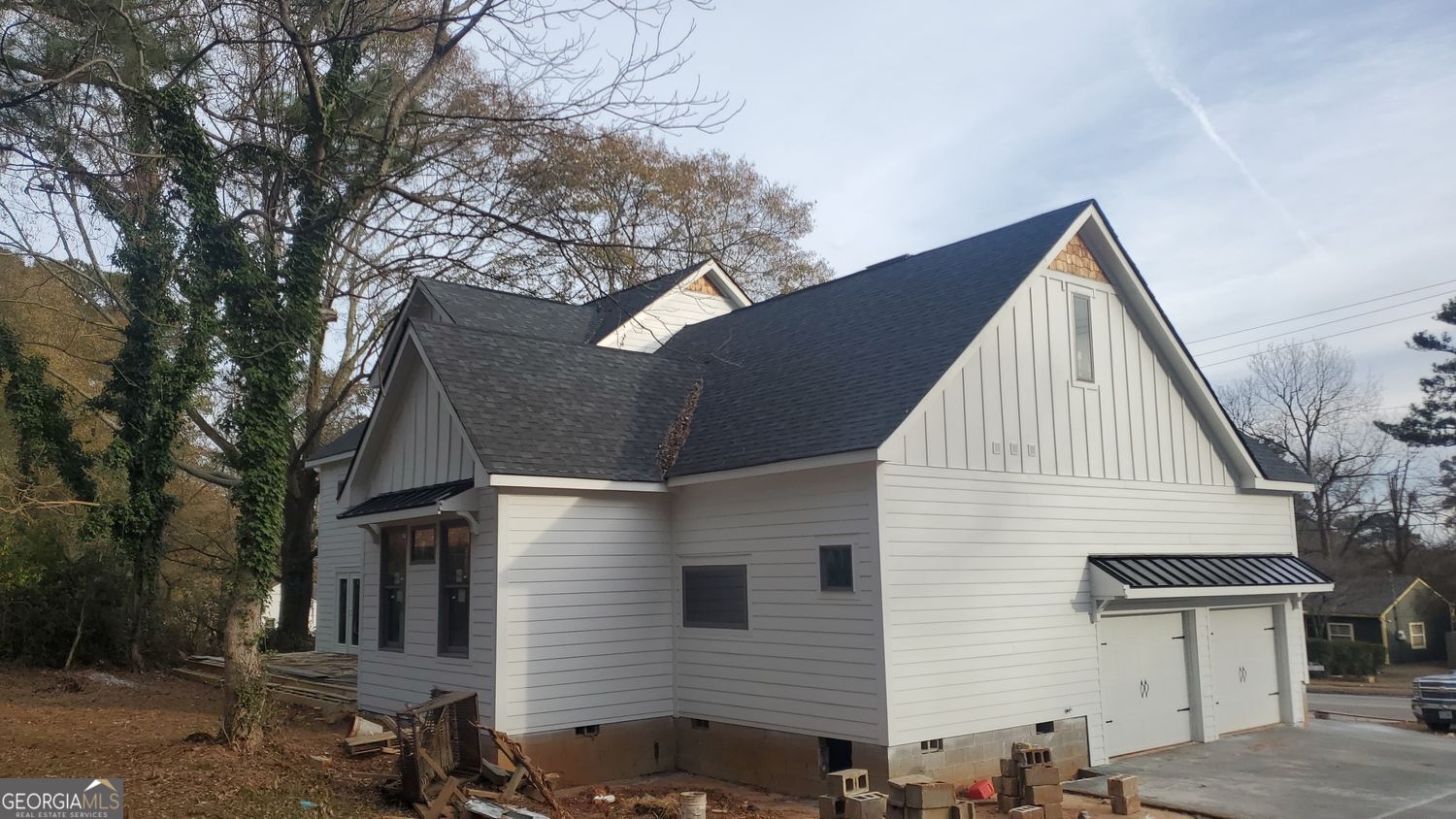1824 Brannen Road Se Property Photo 4