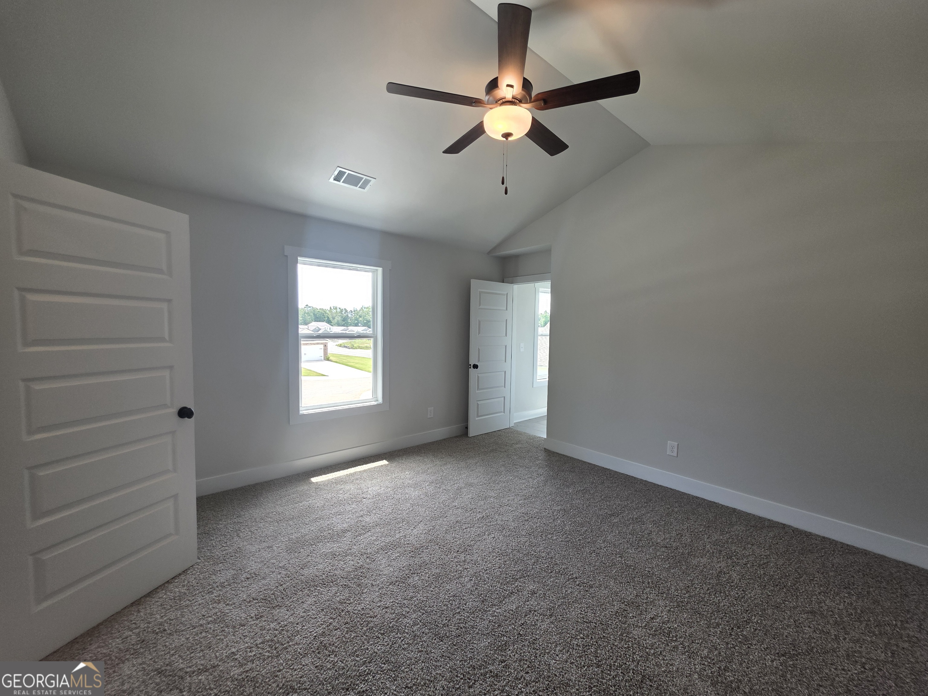 28 Vesta Court # 12 Property Photo 10