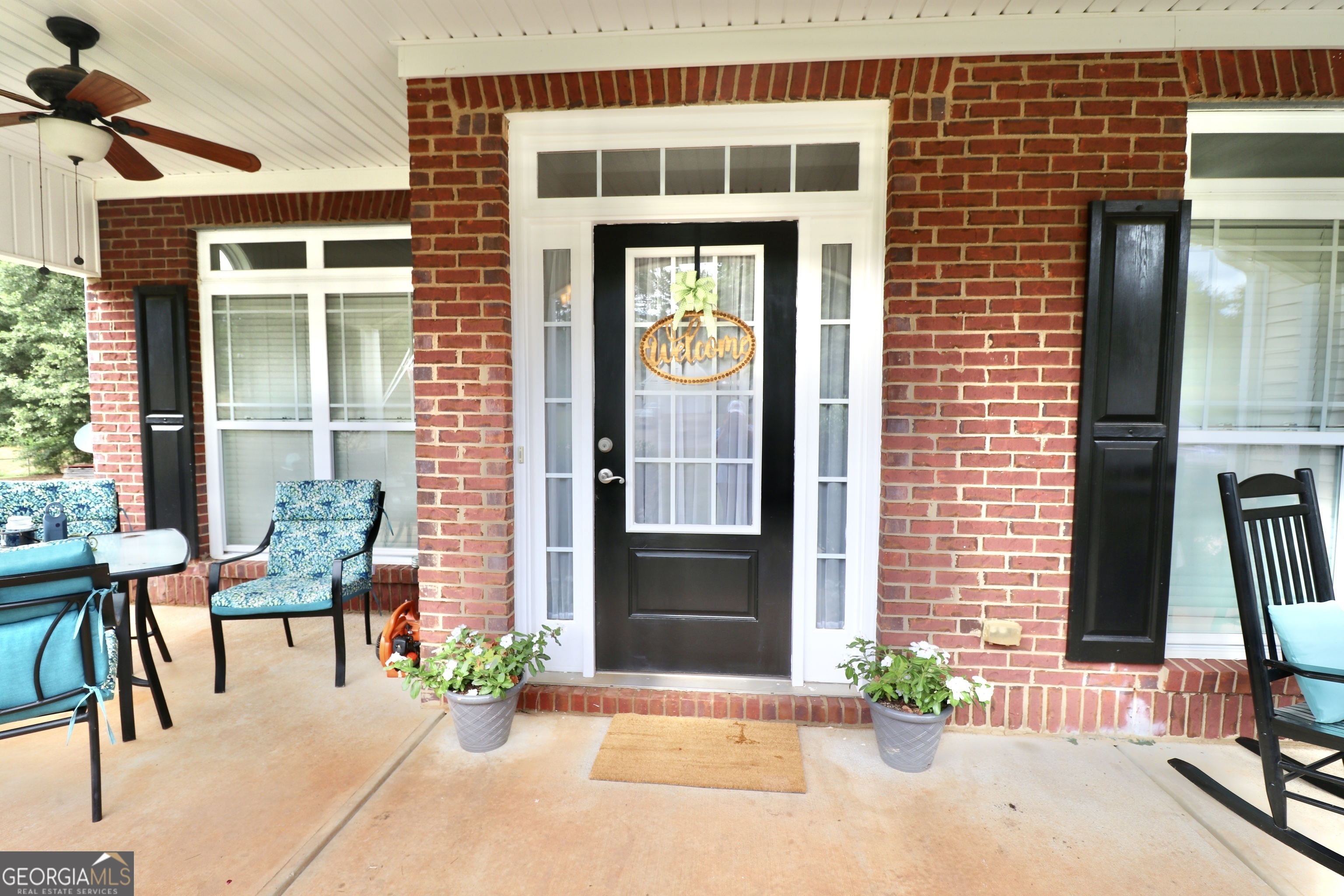 190 Roundtree Way Property Photo 8