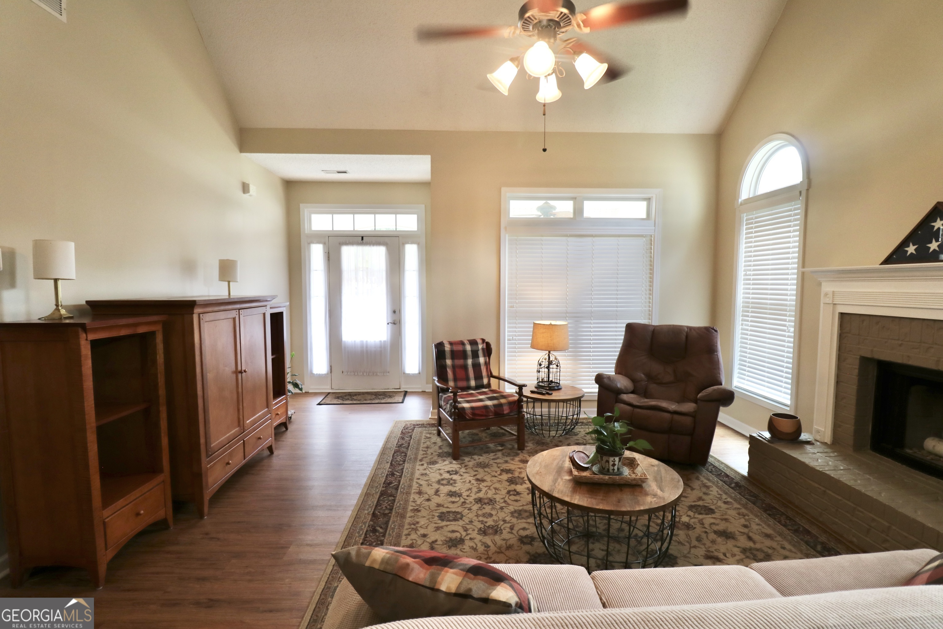 190 Roundtree Way Property Photo 12