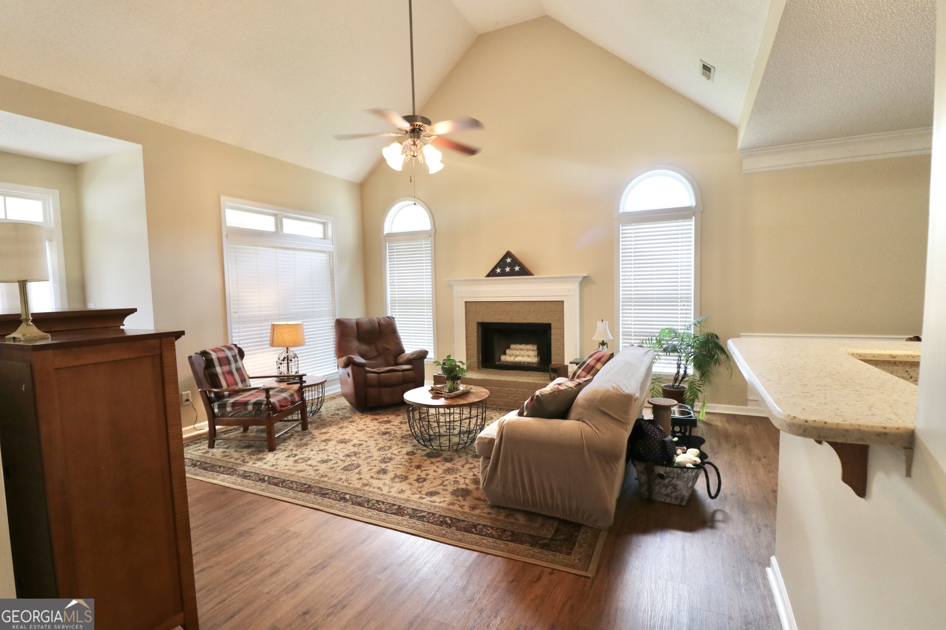 190 Roundtree Way Property Photo 14
