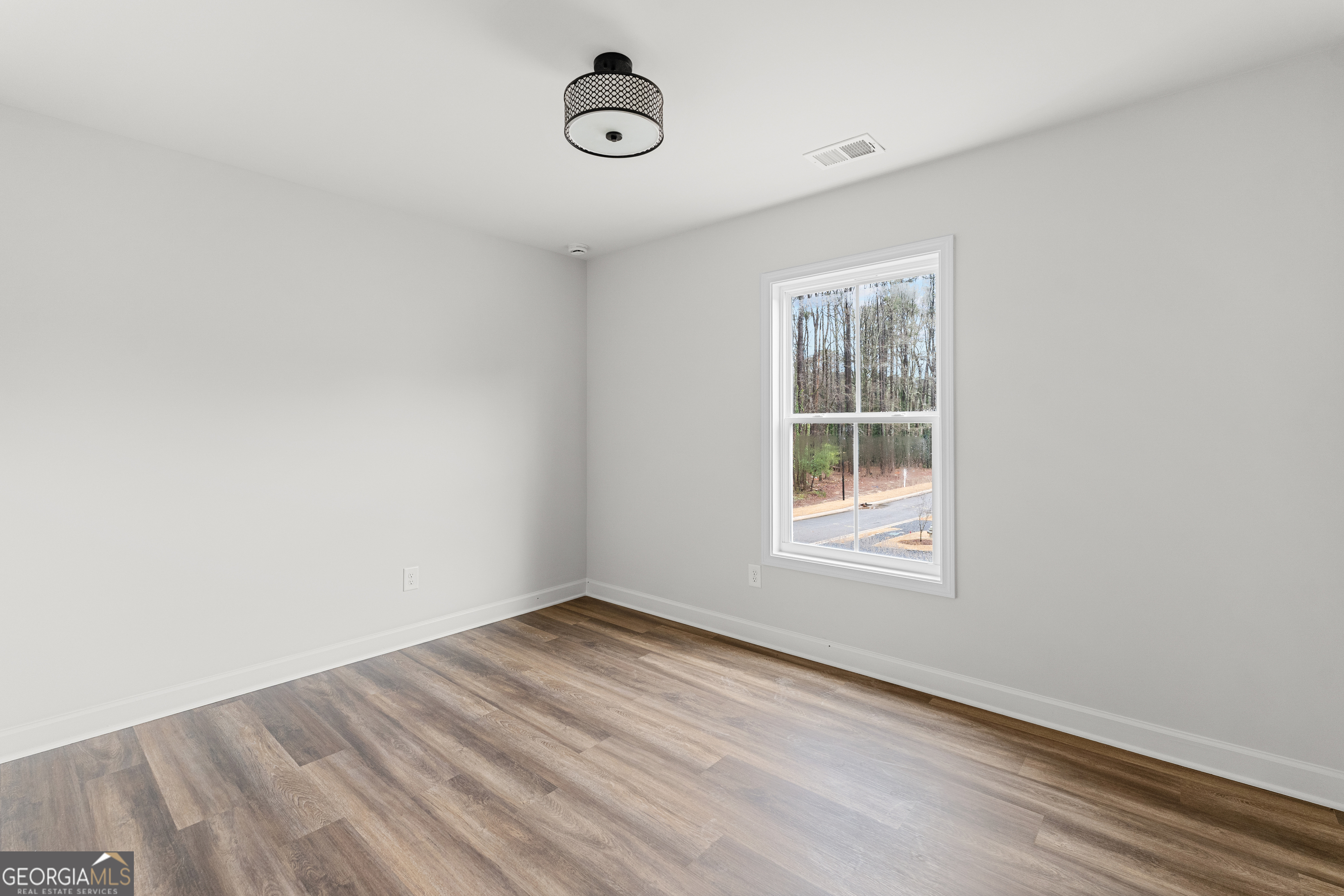 3810 Cottage Circle Property Photo 4