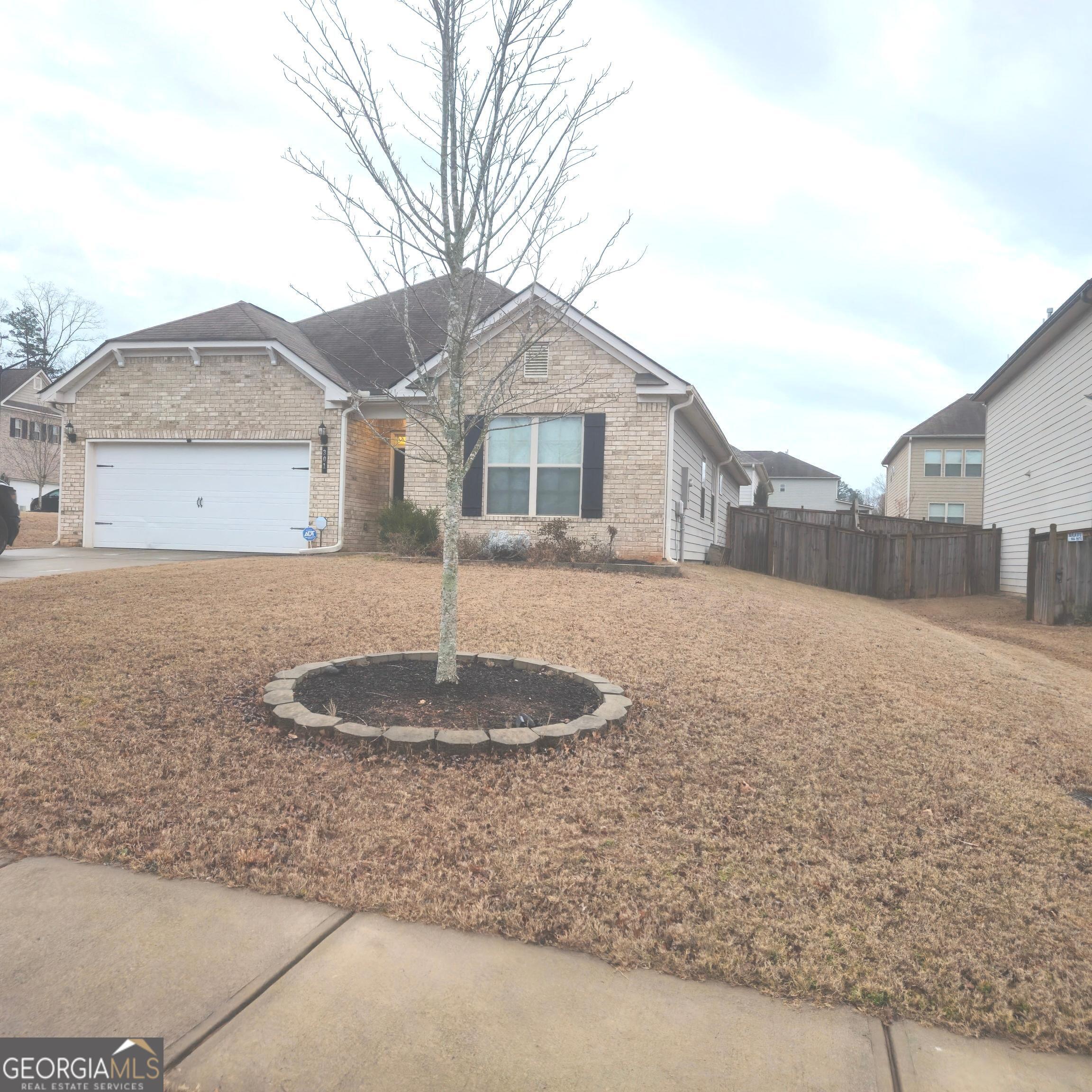 301 Buckpasser Court Property Photo 1