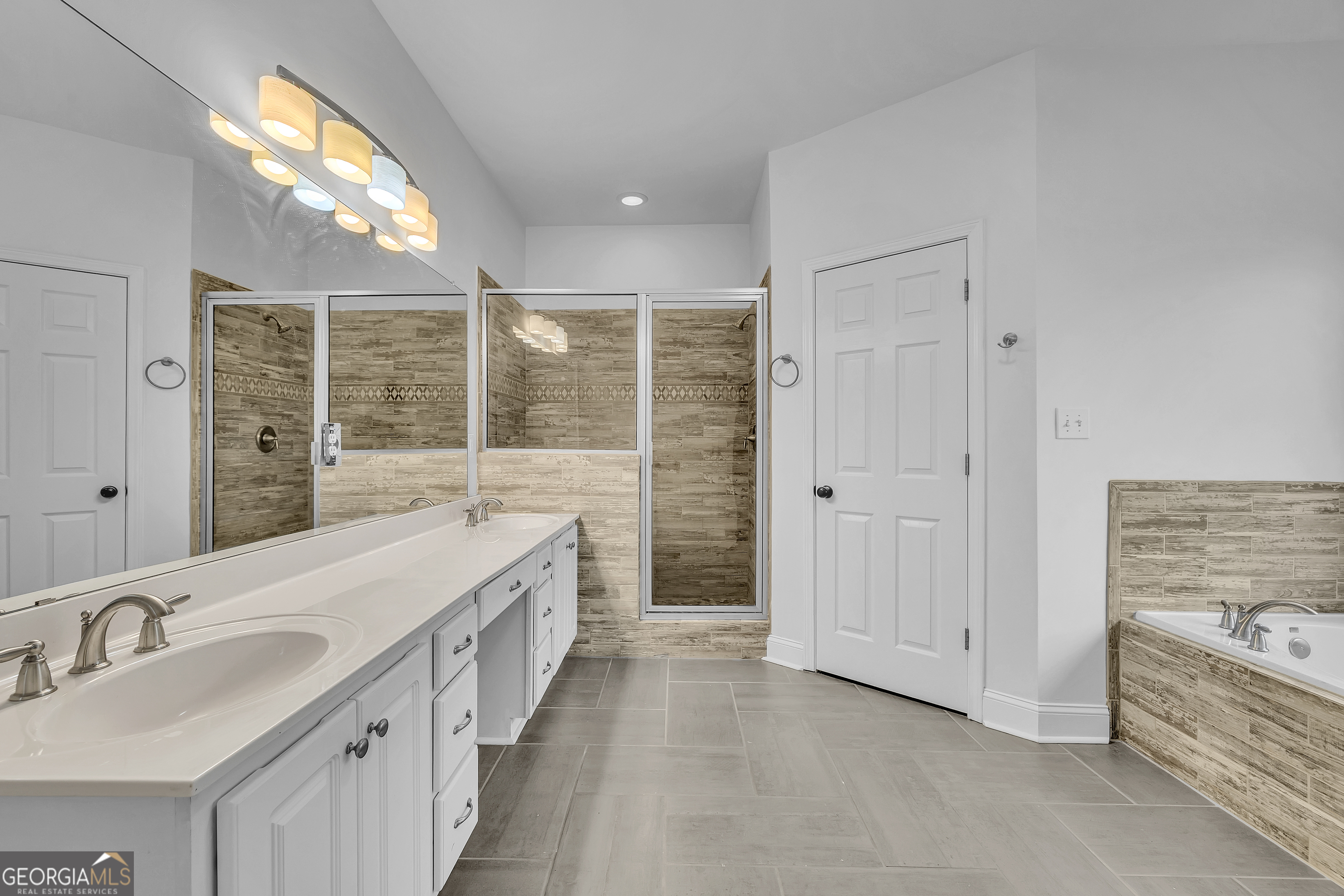1064 Crown River Parkway Property Photo 22