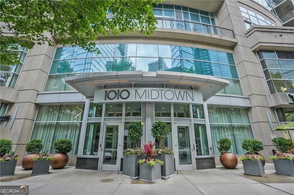 1080 Peachtree Street Ne # 703 Property Photo 1