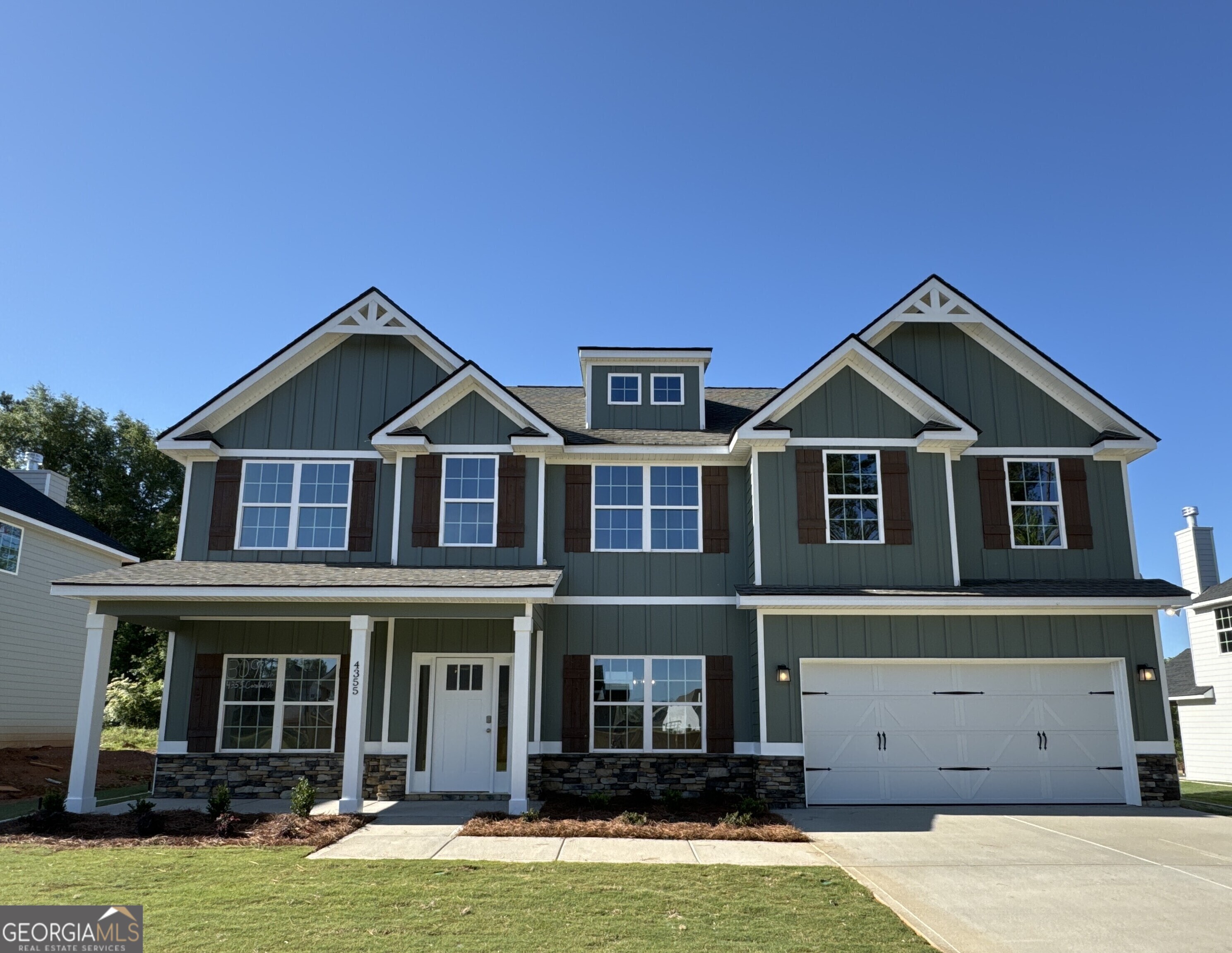4355 Cornwall Drive Property Photo 1