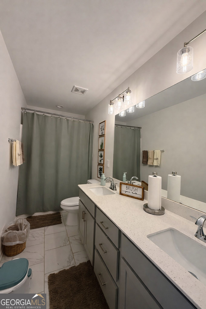 4355 Cornwall Drive Property Photo 19
