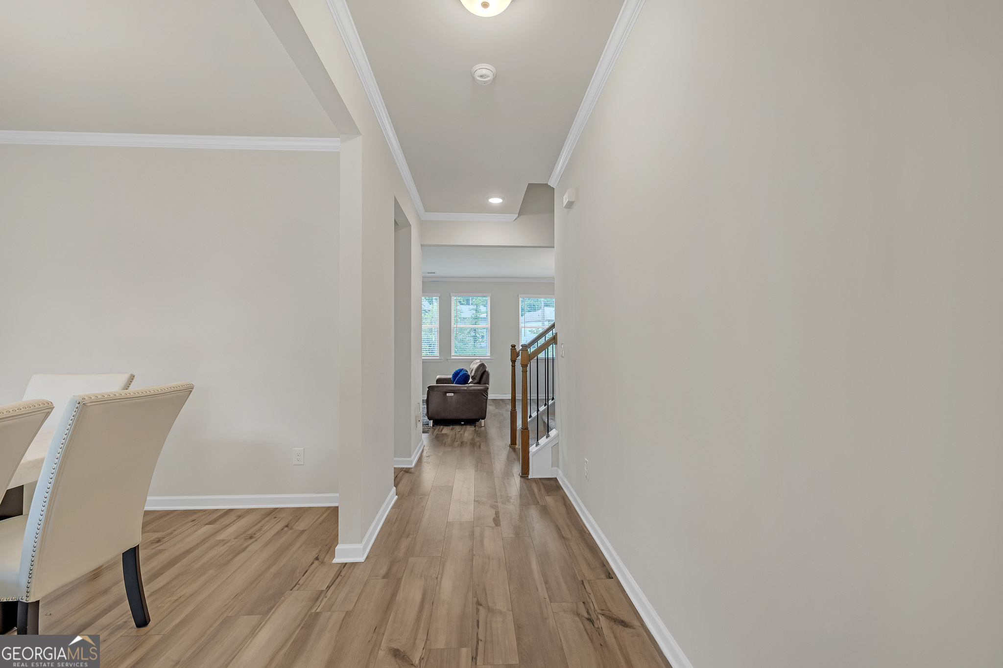 571 Hancock Drive Se Property Photo 3
