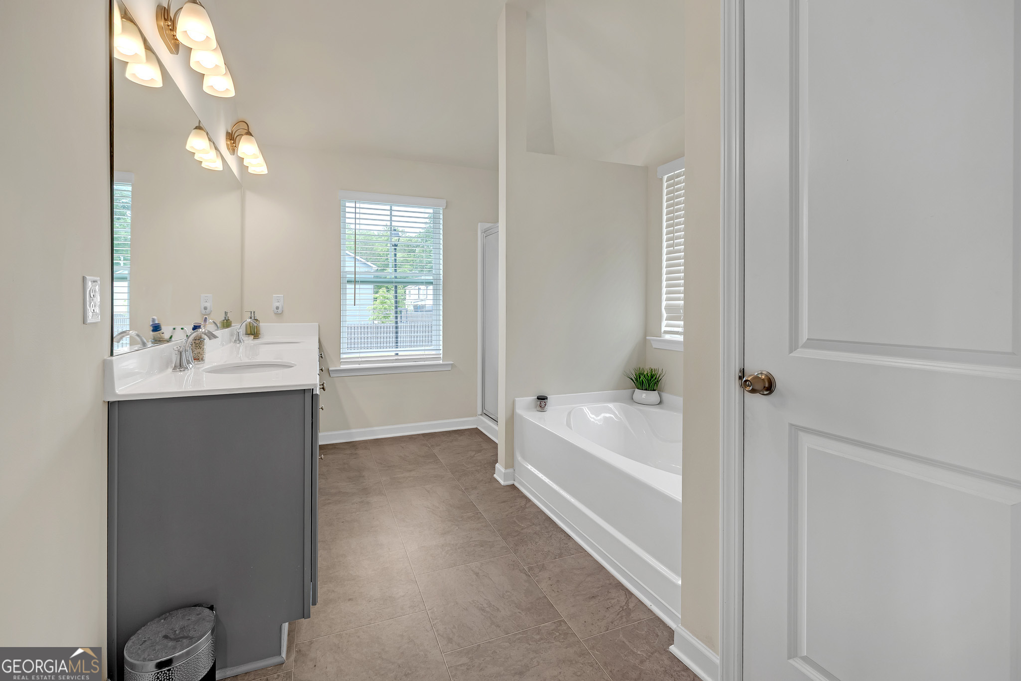 571 Hancock Drive Se Property Photo 22