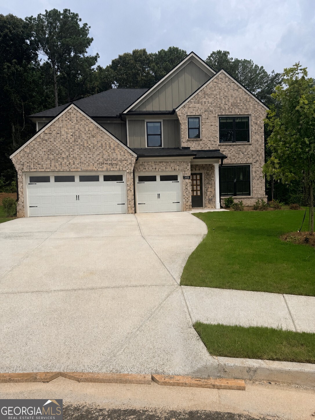 2430 Reserve Manor Court Property Photo 1