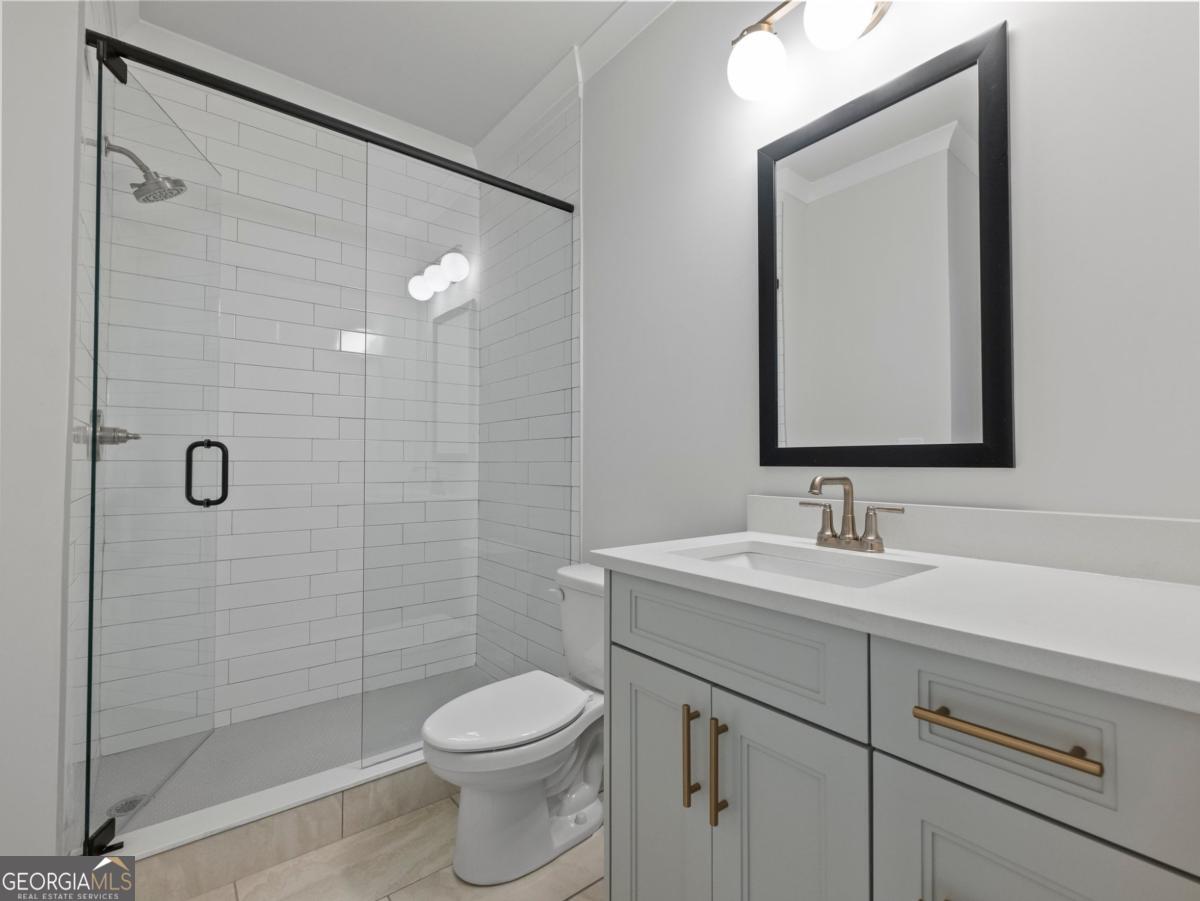 2410 Reserve Manor Court Property Photo 5
