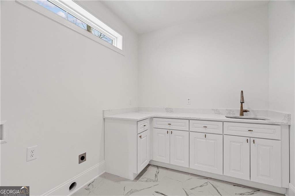 301 Windy Hill Drive Property Photo 25