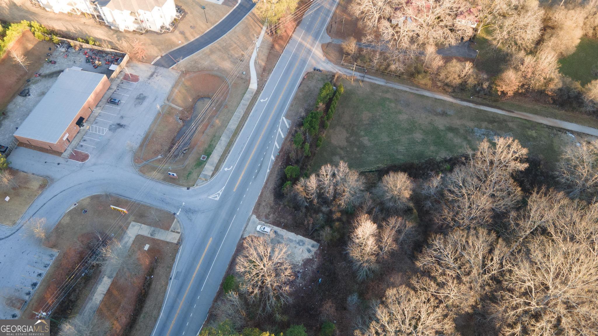 10717 Highway 36 Property Photo 2