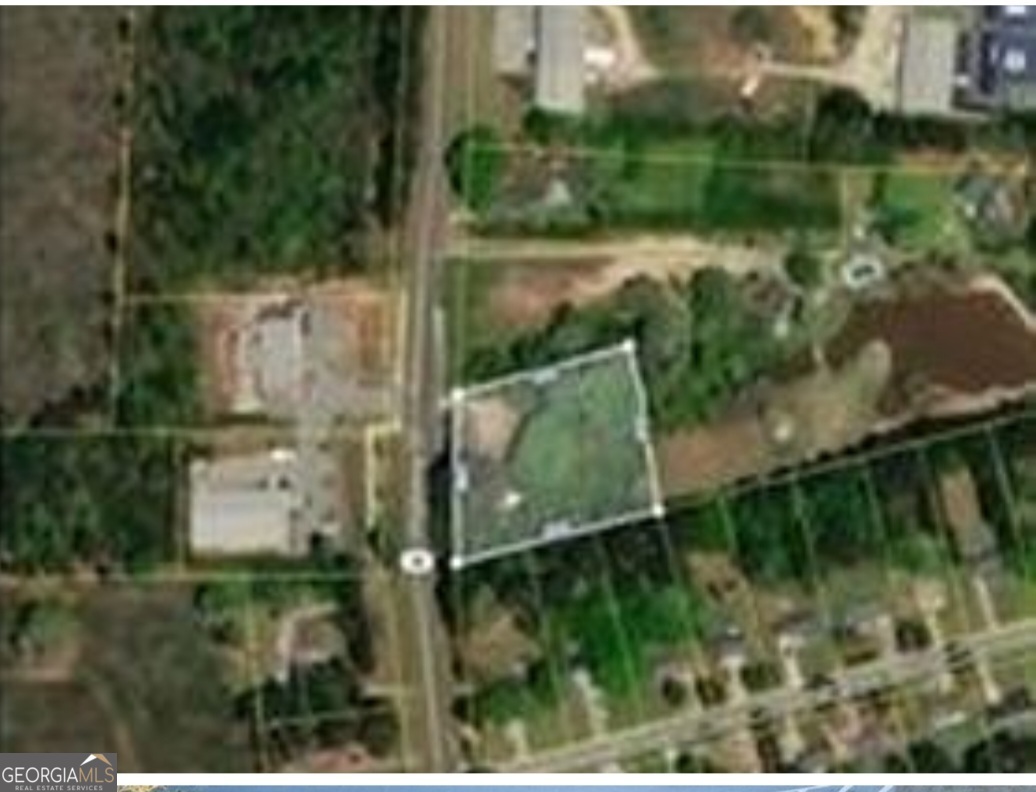 10717 Highway 36 Property Photo 5