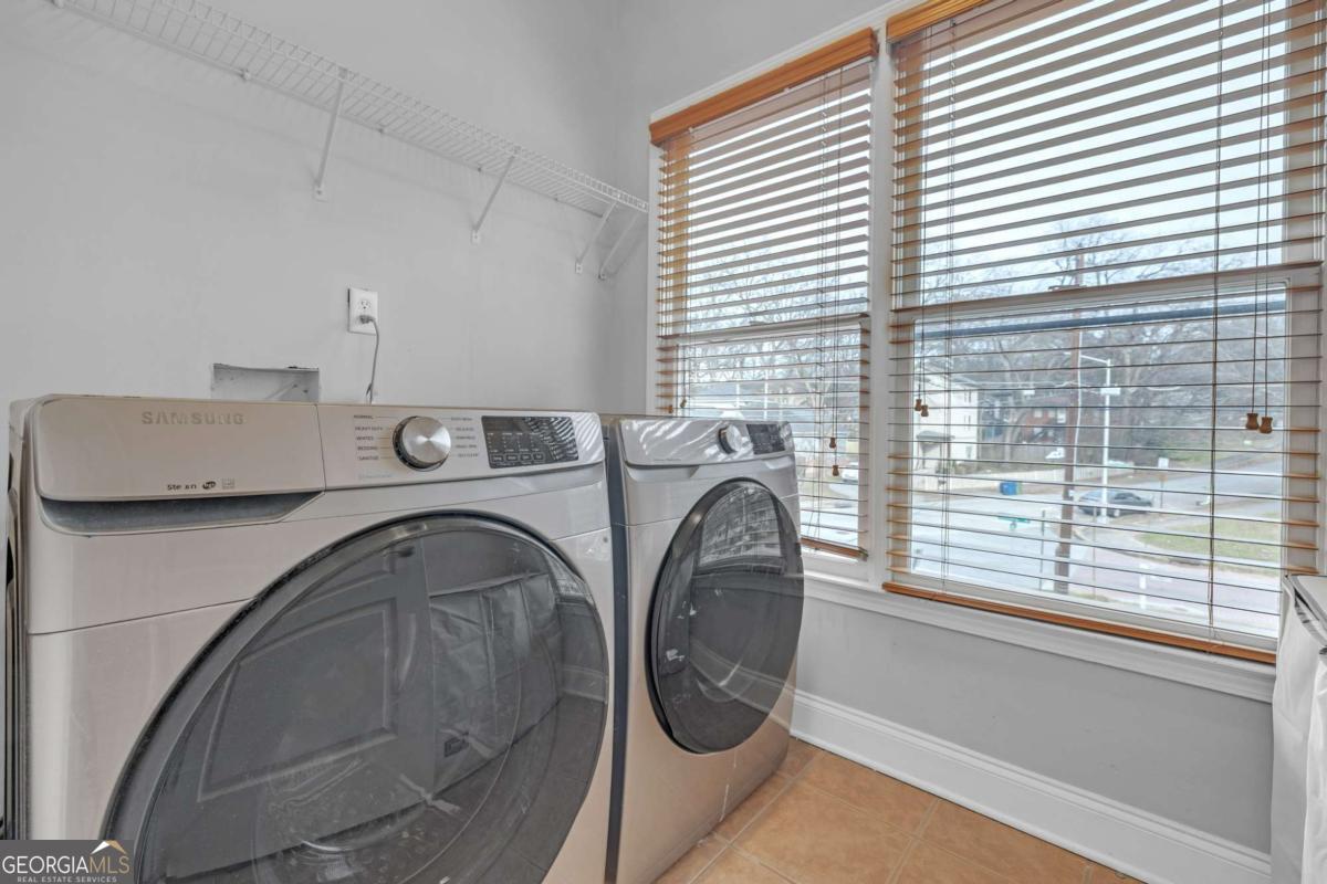 485 Connally Street Se Property Photo 21